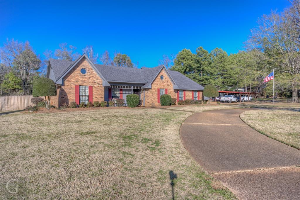 111 White Road Property Photo 4