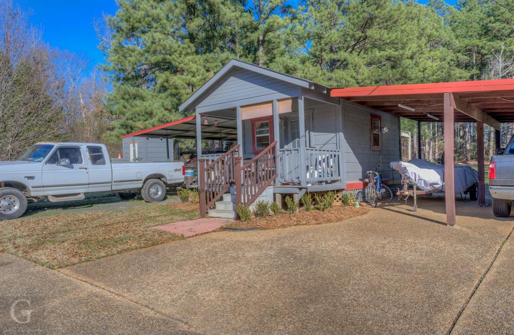 111 White Road Property Photo 7