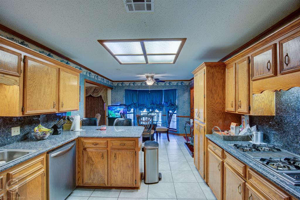 111 White Road Property Photo 12