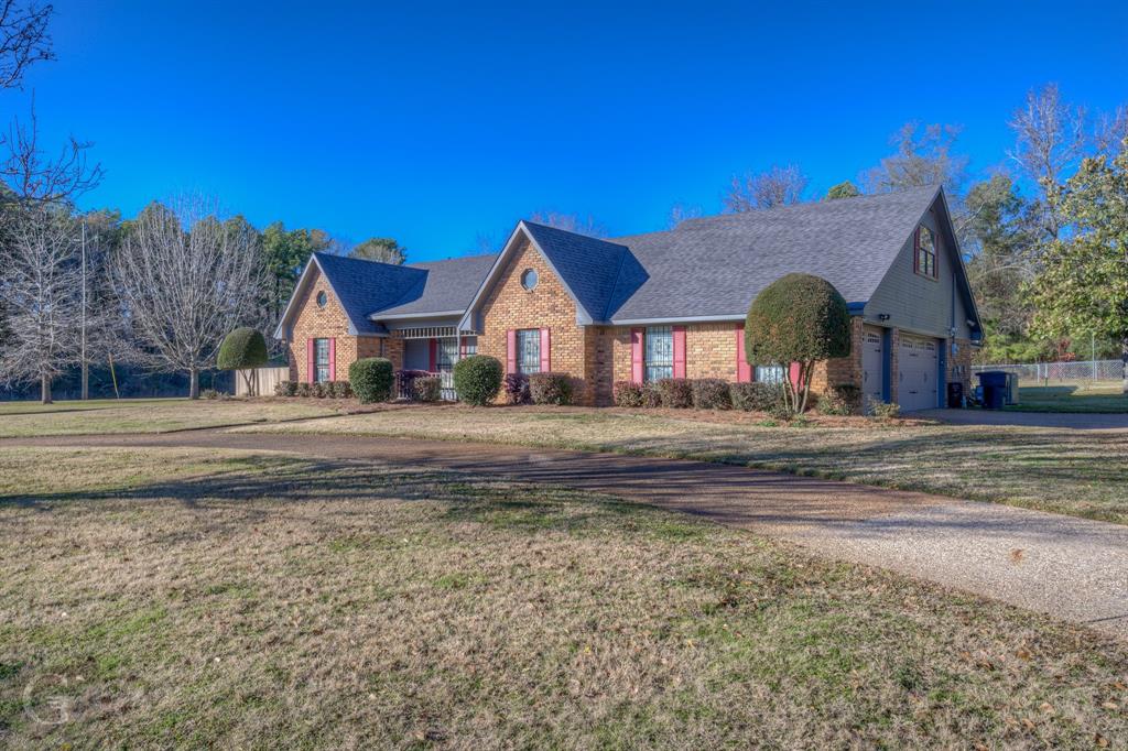 111 White Road Property Photo 15
