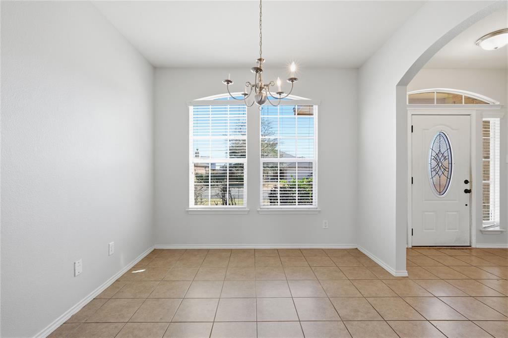 6717 Mundo Drive Property Photo 10