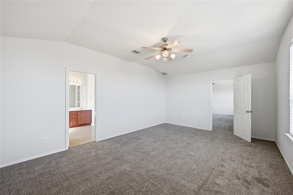 6717 Mundo Drive Property Photo 18
