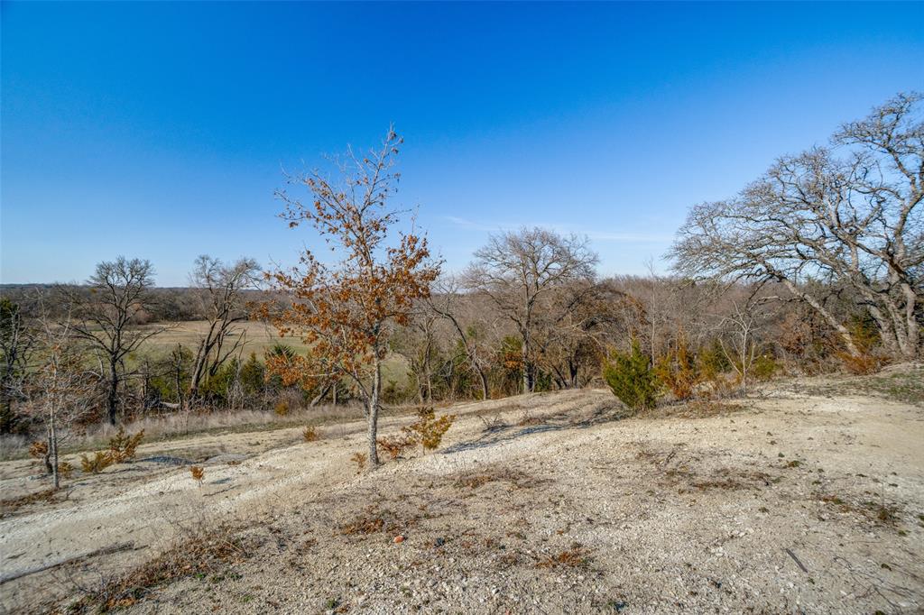 2111 Private Road 5499 Property Photo 10