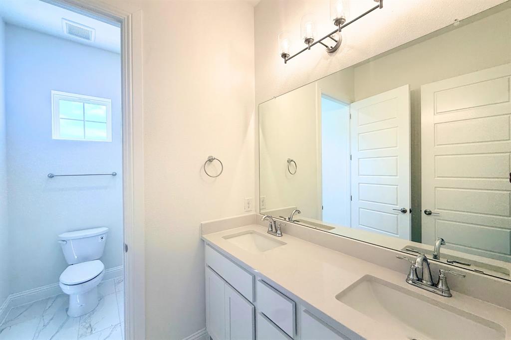 9833 Palermo Lane Property Photo 14