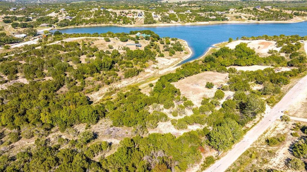3250 Beacon Lake Drive Property Photo 4