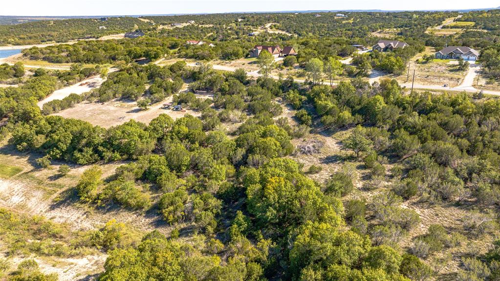 3250 Beacon Lake Drive Property Photo 6