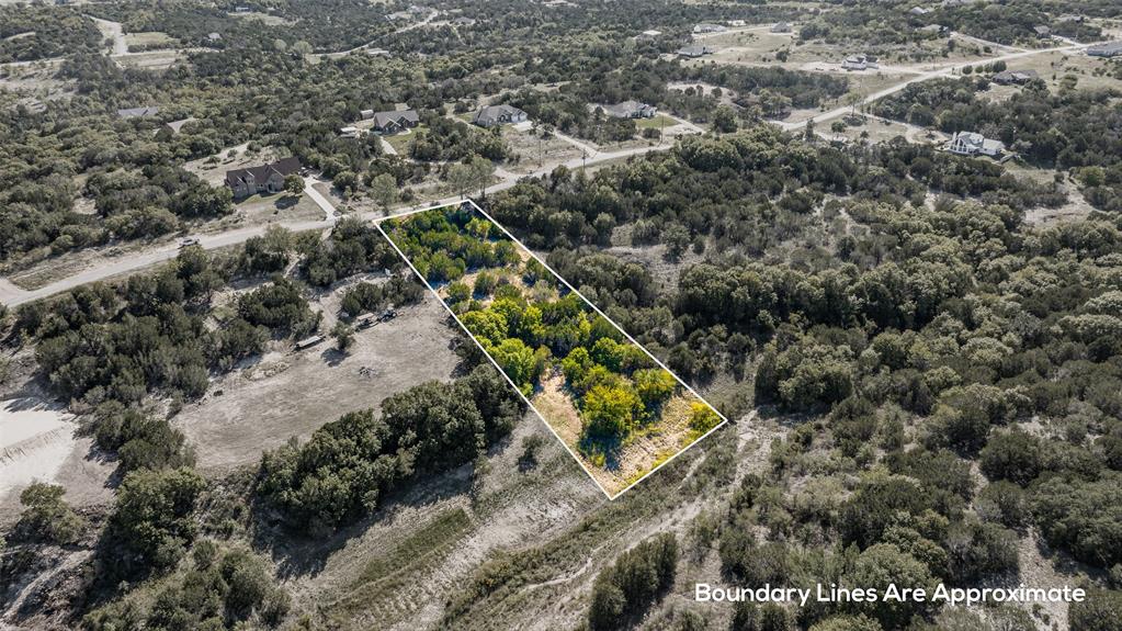 3250 Beacon Lake Drive Property Photo 10
