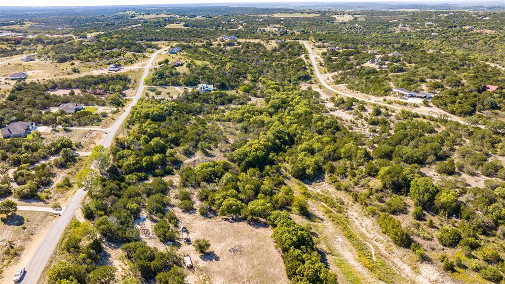 3250 Beacon Lake Drive Property Photo 12
