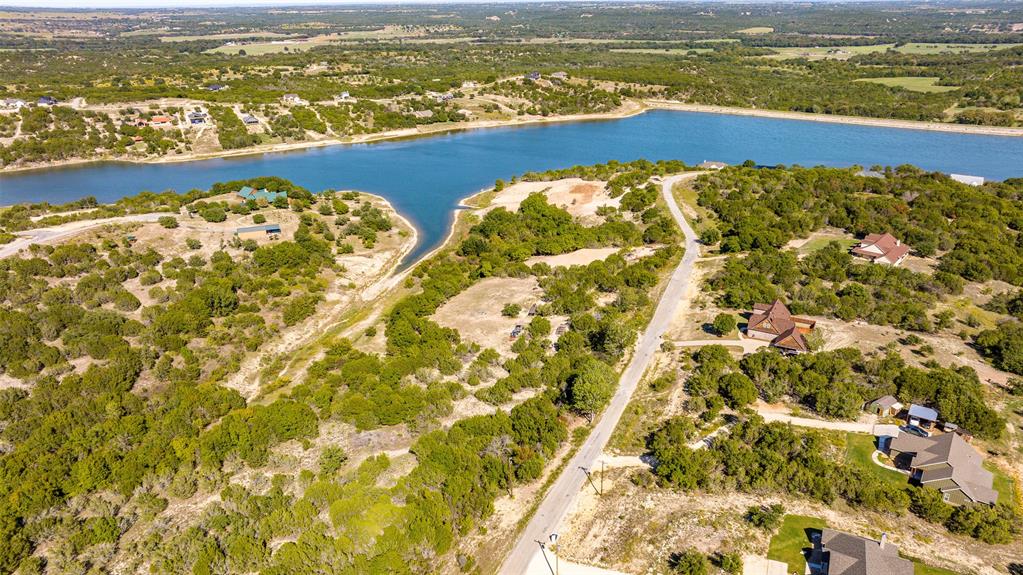 3250 Beacon Lake Drive Property Photo 14