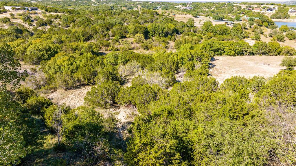 3250 Beacon Lake Drive Property Photo 15