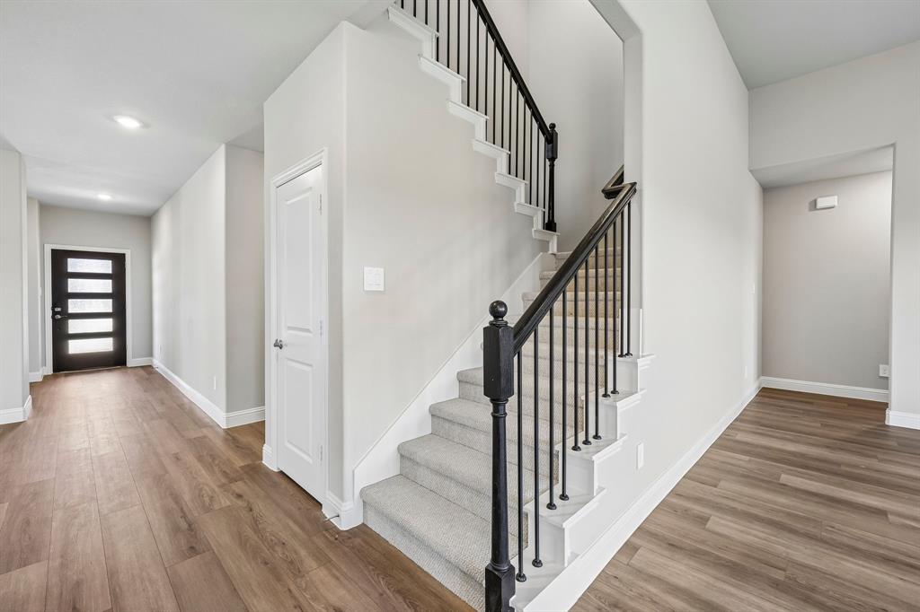 3510 Buffalo Creek Drive Property Photo 4