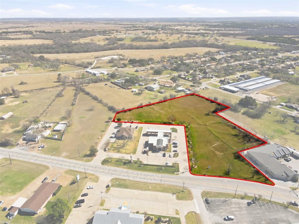 2915 N Fall Creek Highway Property Photo 1