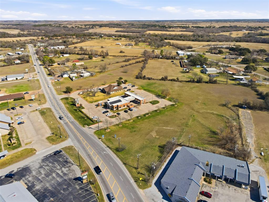 2915 N Fall Creek Highway Property Photo 5