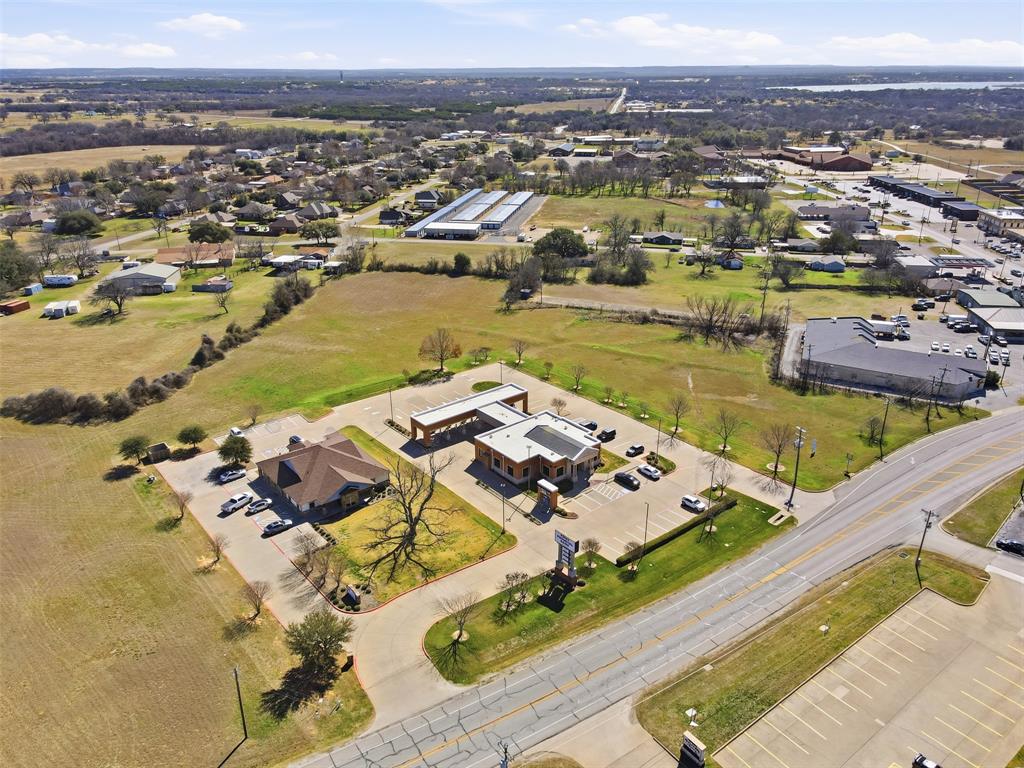 2915 N Fall Creek Highway Property Photo 8