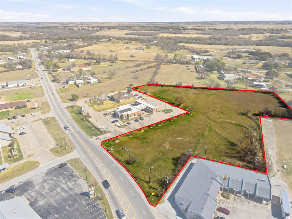 2915 N Fall Creek Highway Property Photo 10