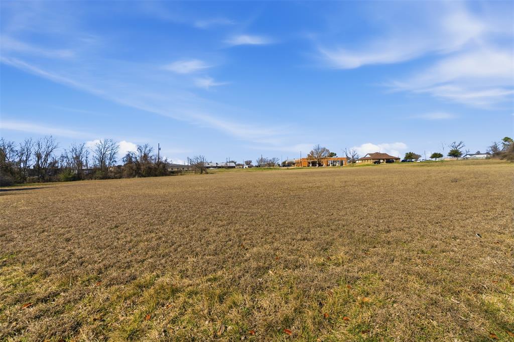 2915 N Fall Creek Highway Property Photo 11