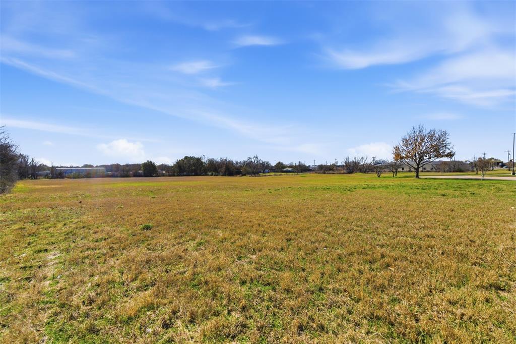 2915 N Fall Creek Highway Property Photo 13