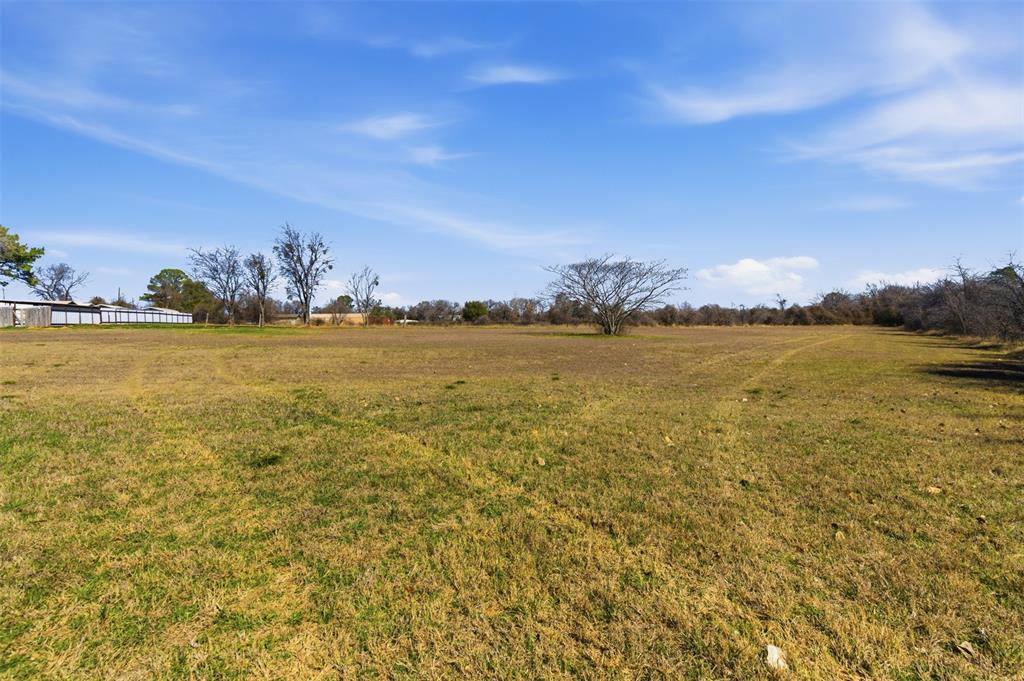 2915 N Fall Creek Highway Property Photo 14
