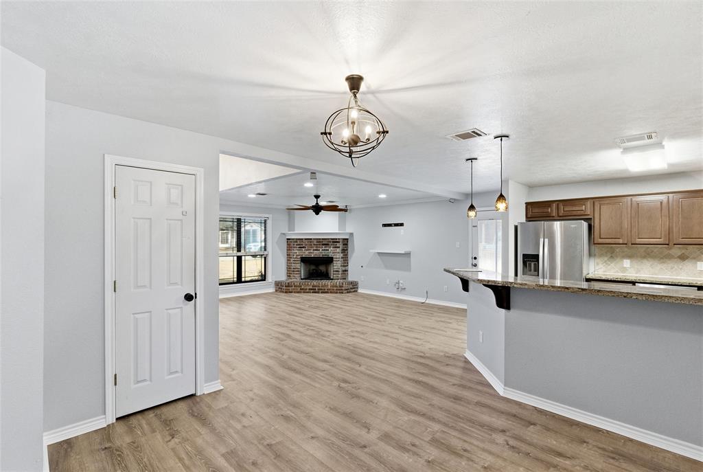 1112 Hopewell Court Property Photo 10
