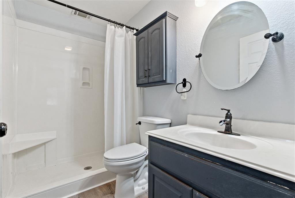 1112 Hopewell Court Property Photo 12