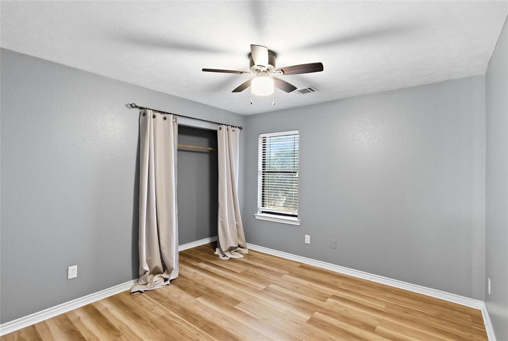 1112 Hopewell Court Property Photo 16