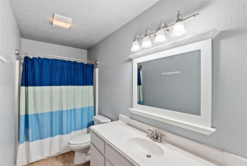 1112 Hopewell Court Property Photo 17