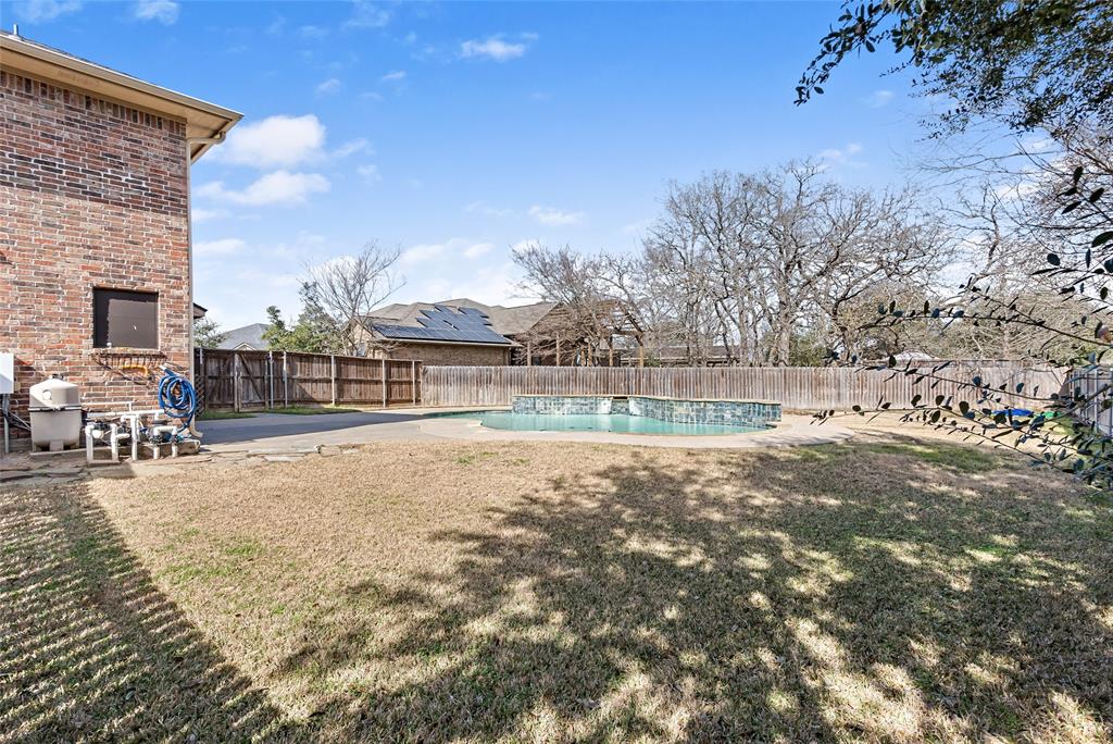 1112 Hopewell Court Property Photo 23