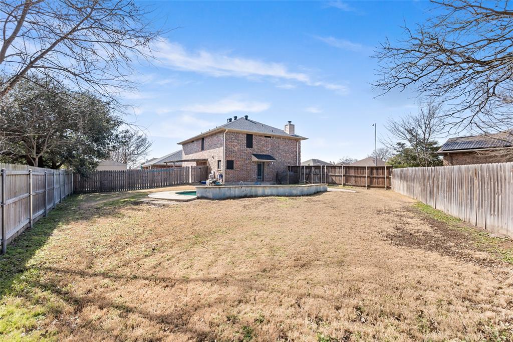1112 Hopewell Court Property Photo 24