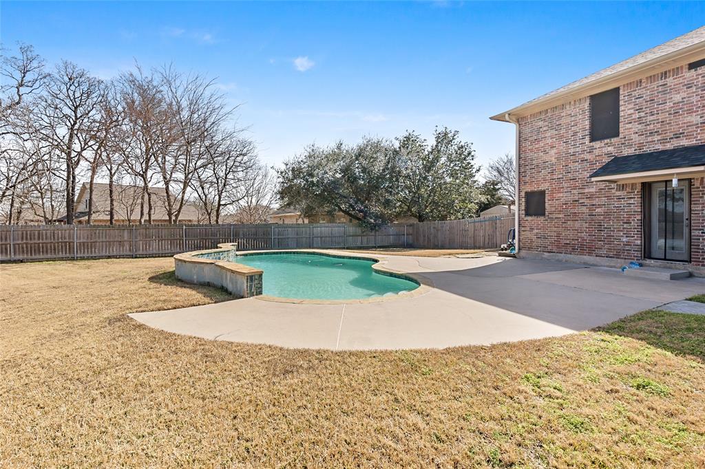 1112 Hopewell Court Property Photo 26