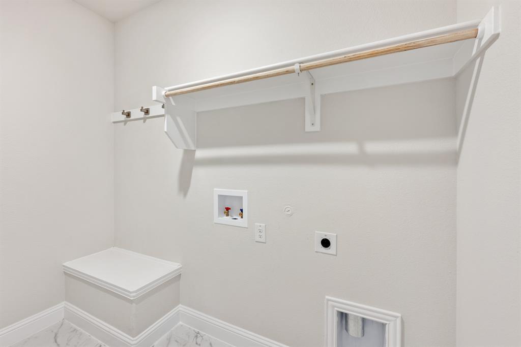 3301 Emerald Trace Drive Property Photo 26