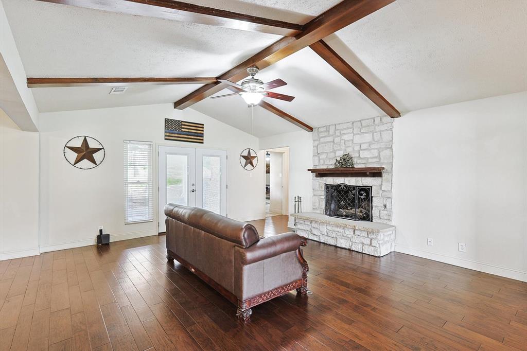 1005 Hopkins Drive Property Photo 16