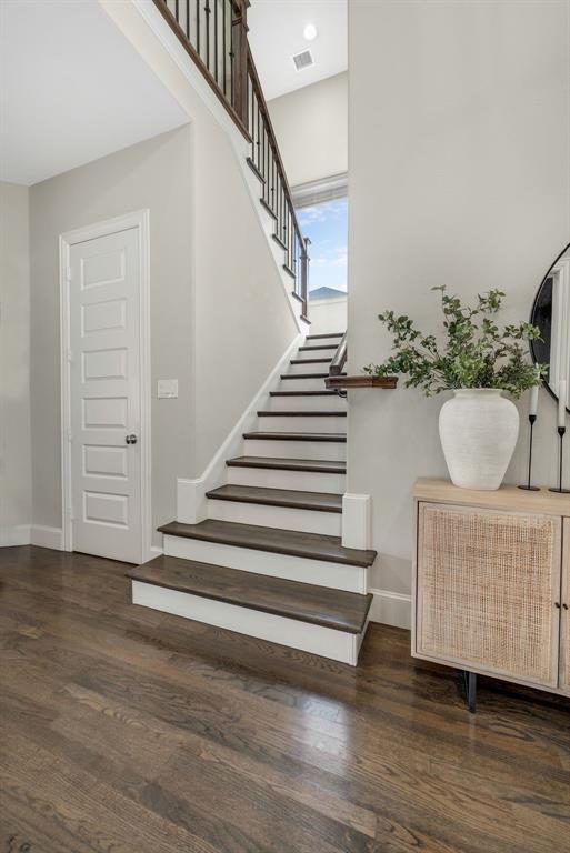 1107 S Sarah Street Property Photo 19