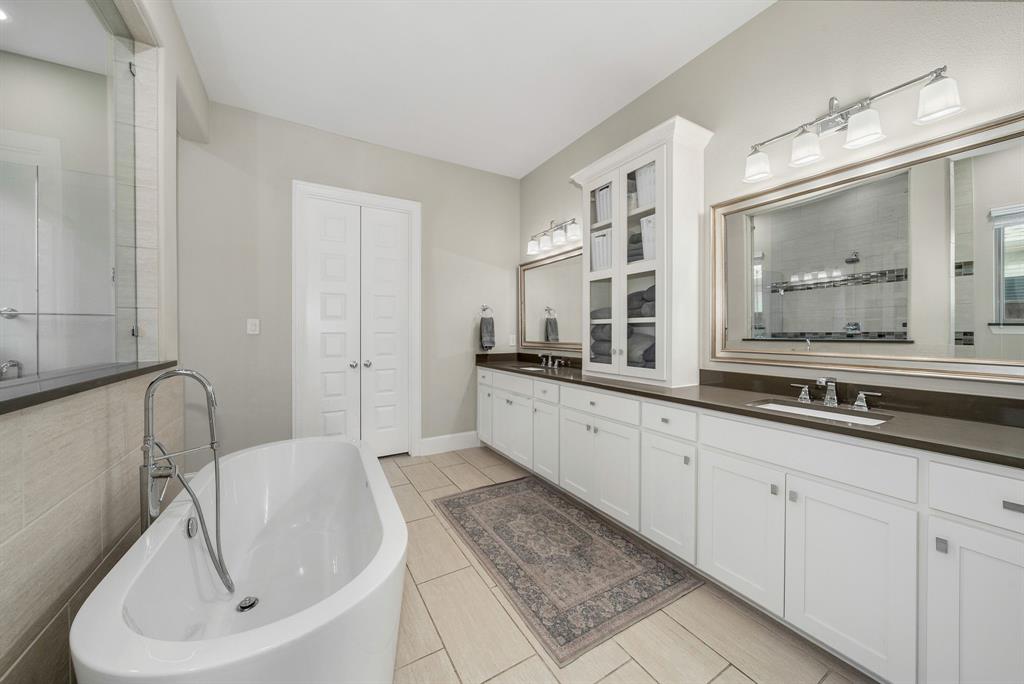 1107 S Sarah Street Property Photo 24