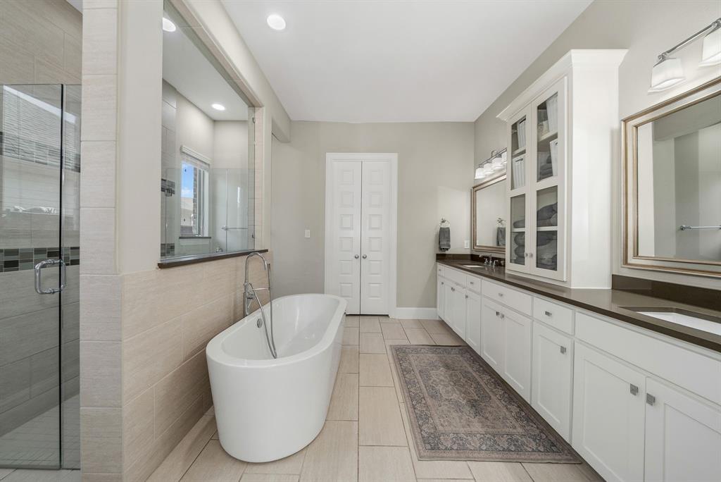 1107 S Sarah Street Property Photo 25