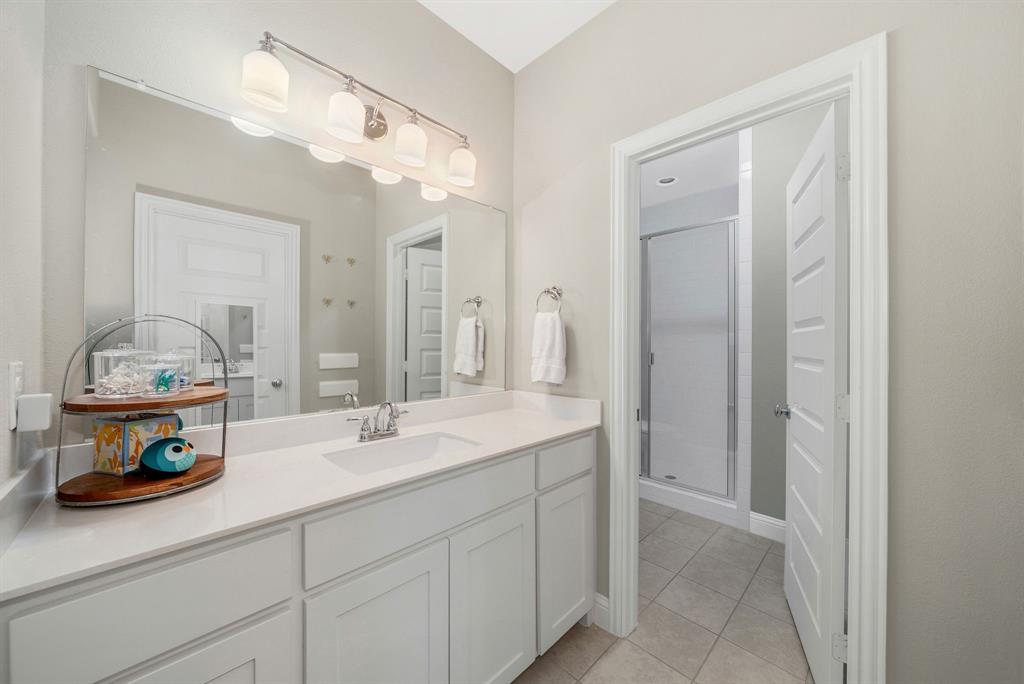 1107 S Sarah Street Property Photo 27