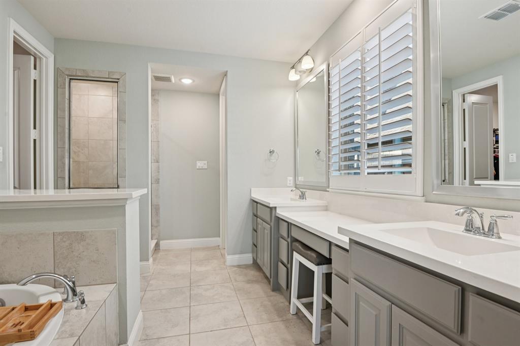 8520 Backwater Bay Cove Property Photo 32