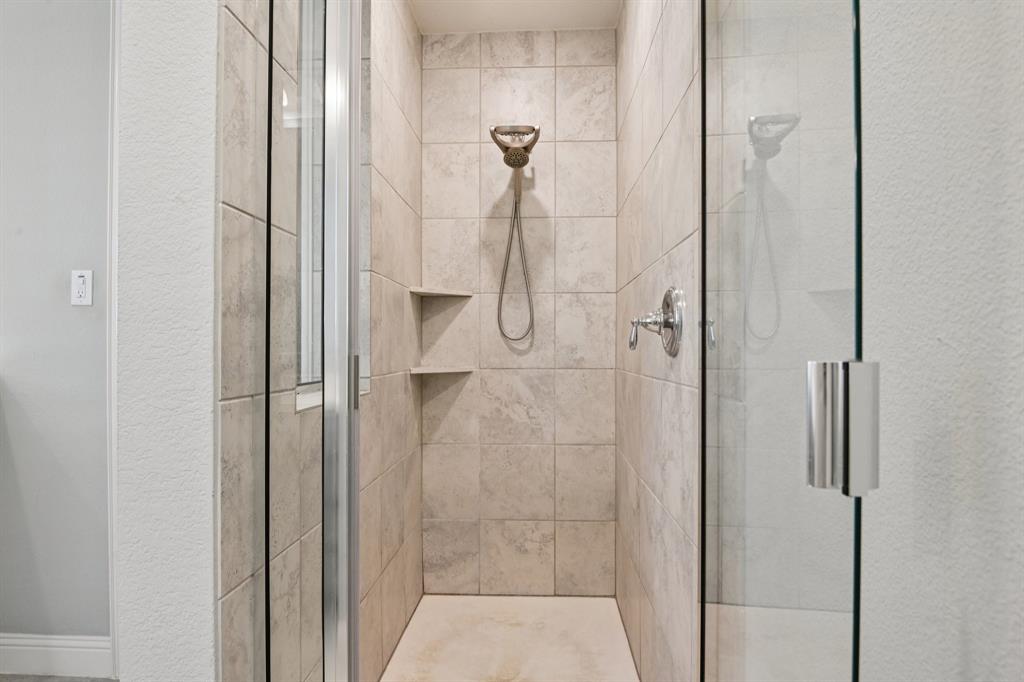8520 Backwater Bay Cove Property Photo 35