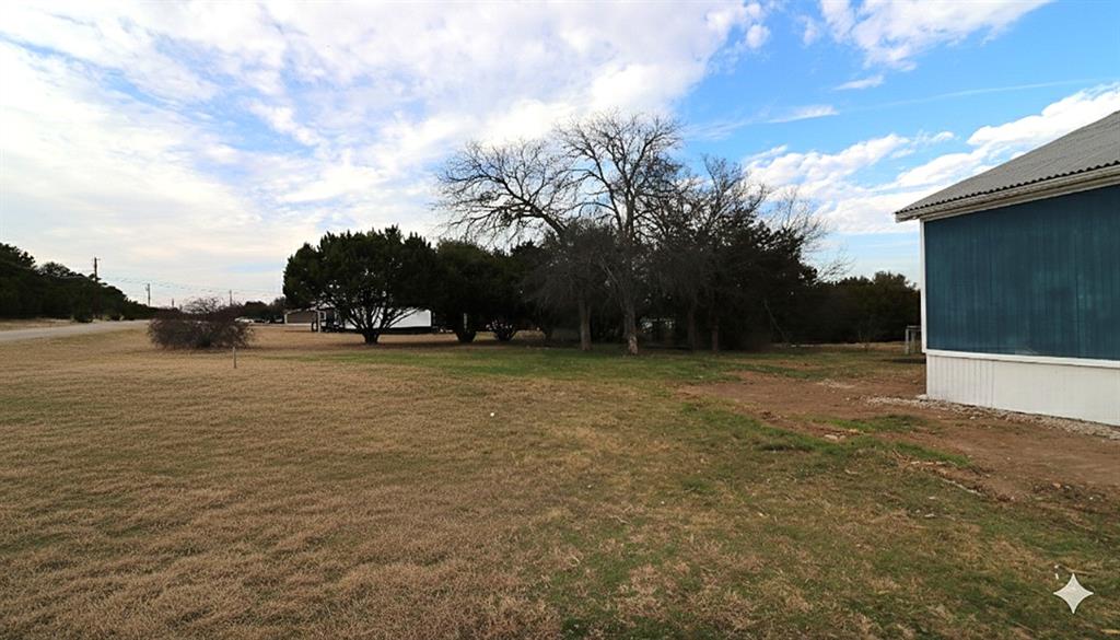 3026 Hilltop Road Property Photo 3