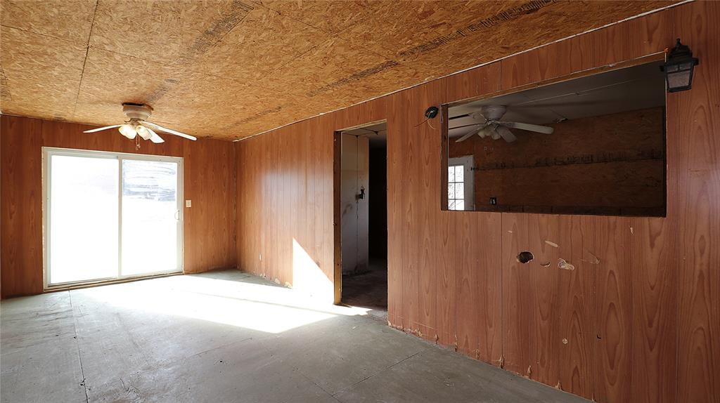 3026 Hilltop Road Property Photo 5
