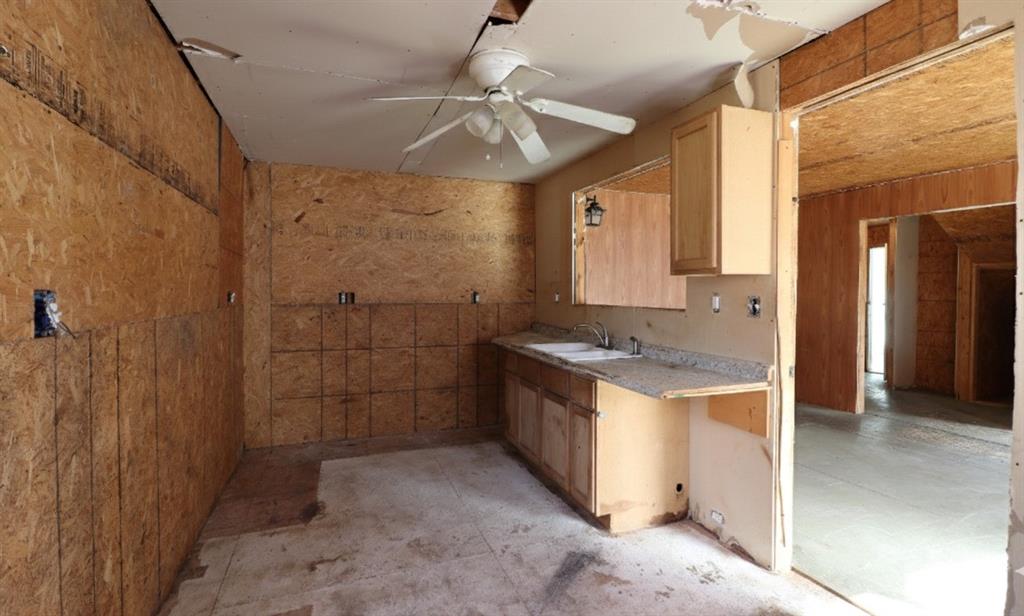 3026 Hilltop Road Property Photo 6