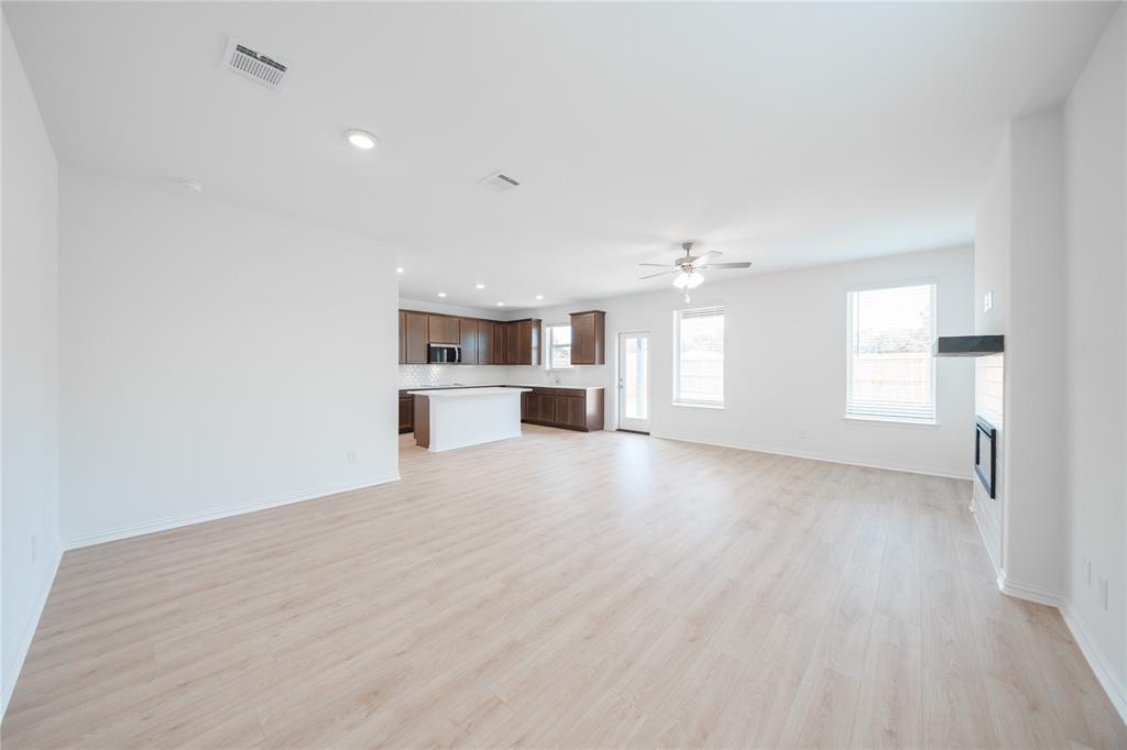 3418 Hillingdon Road Property Photo 6