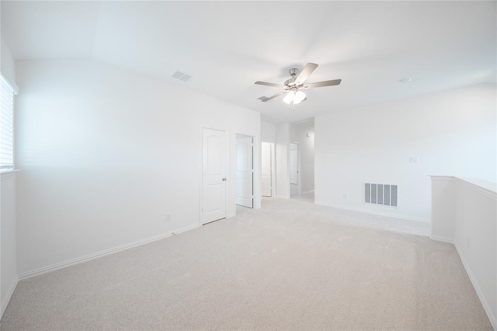 3418 Hillingdon Road Property Photo 14