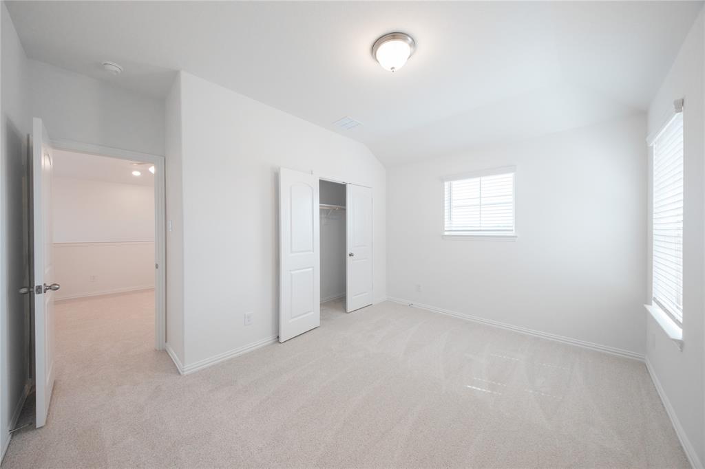 3418 Hillingdon Road Property Photo 18