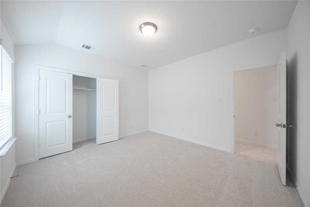 3418 Hillingdon Road Property Photo 20