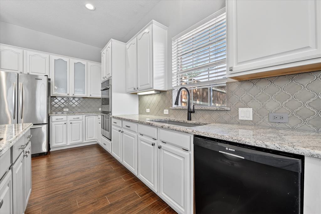 9708 Congressional Drive Property Photo 16
