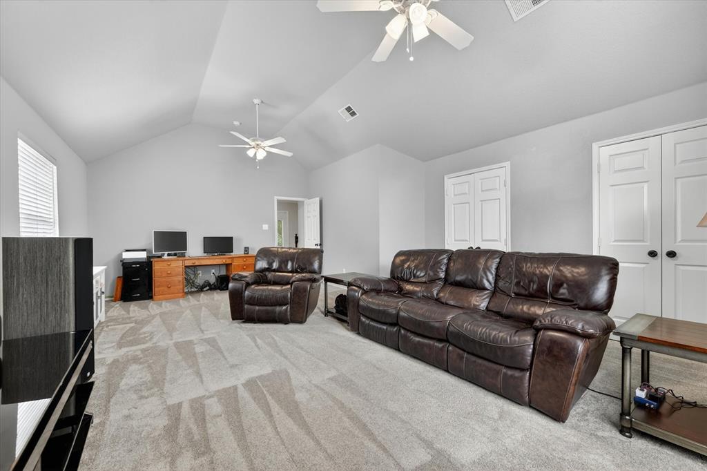 9708 Congressional Drive Property Photo 28