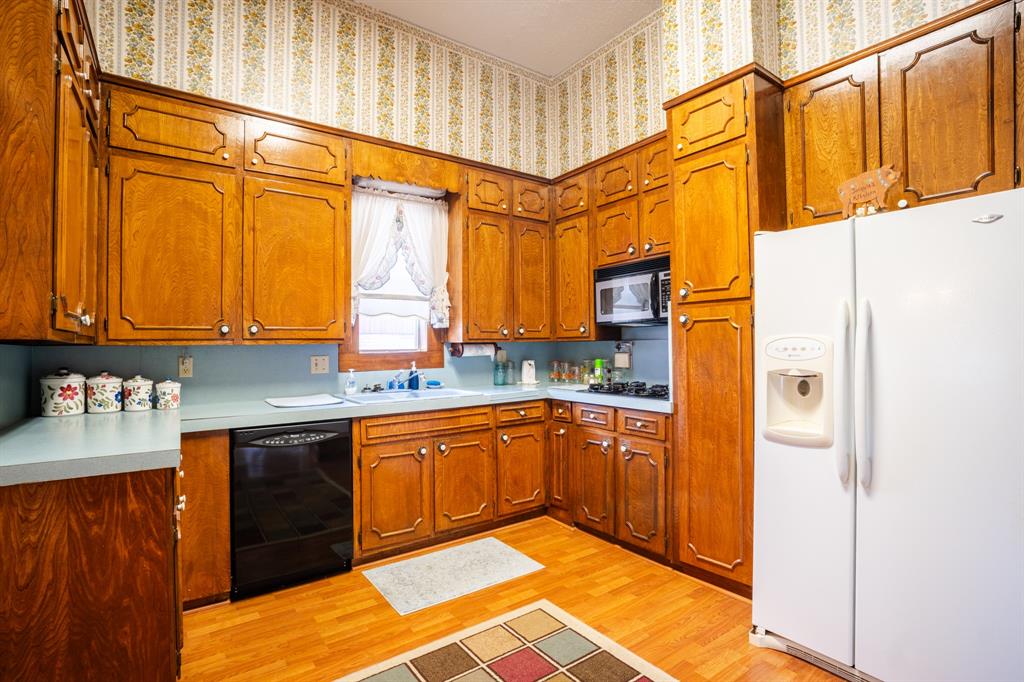 115 E Brazos Property Photo 10