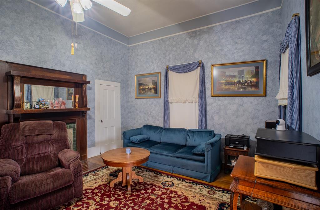 115 E Brazos Property Photo 18