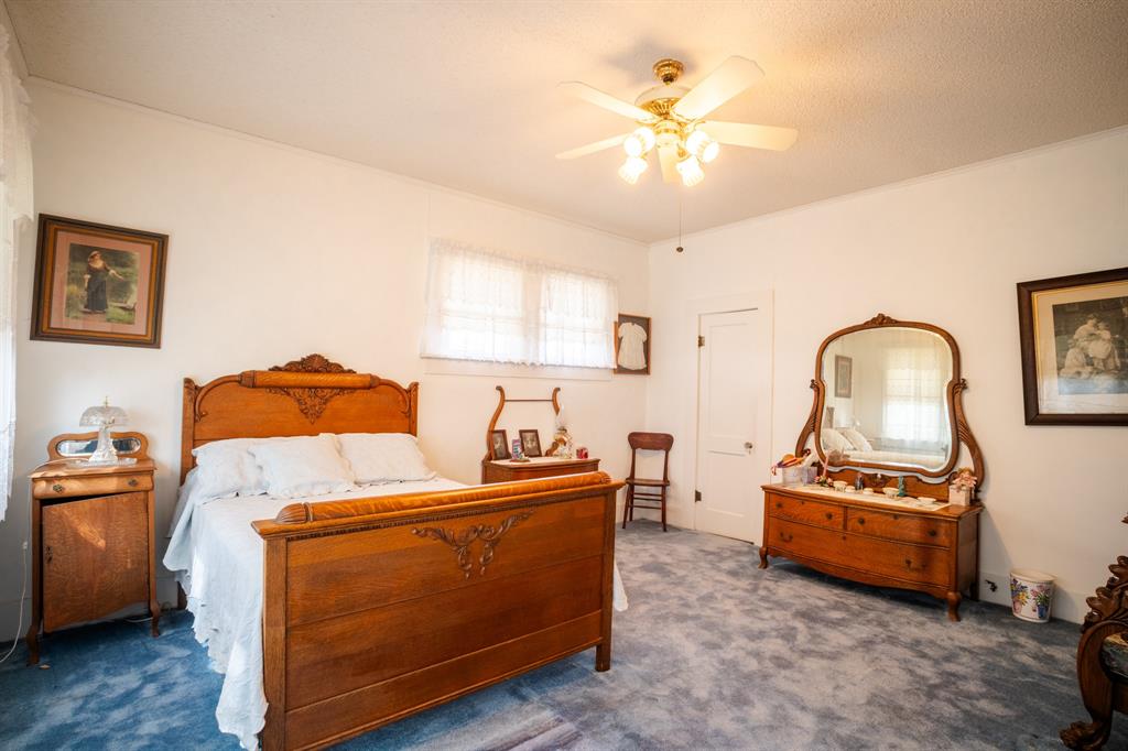 115 E Brazos Property Photo 25