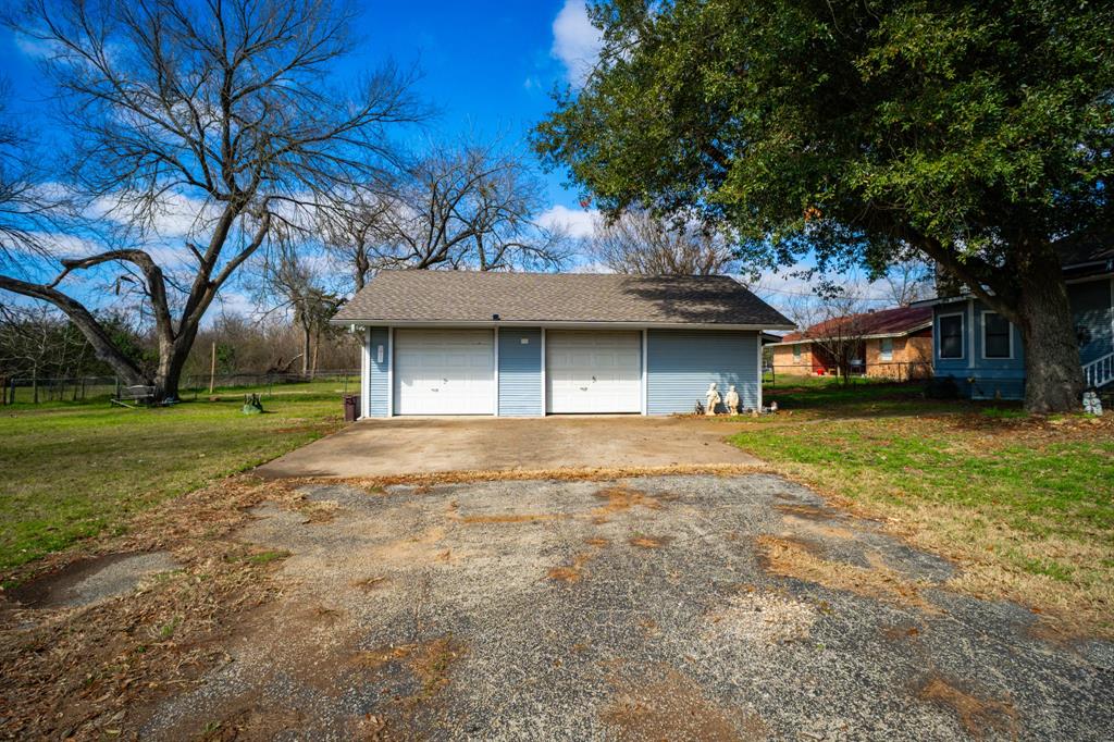 115 E Brazos Property Photo 35